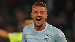 Serie A: cade il Benevento, goleada Lazio