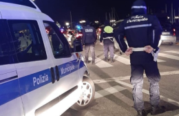 Movida, controlli a tappeto di vigili e carabinieri