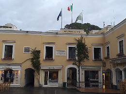Assunzioni porto turistico, 3 condanne