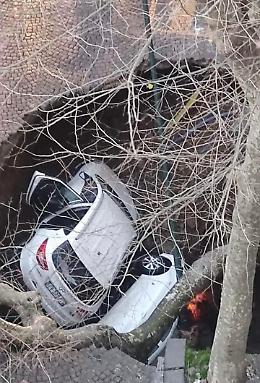 Vomero, interrotta la fornitura d'acqua: chiuse tre scuole e la sede della Municipalità