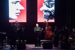 In “Lucio incontra Lucio” all’Augusteo Somma celebra Battisti e Dalla