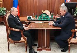 Mariupol, Russia rivendica controllo città: annullato assalto all'acciaieria. Putin: «Chi si arrende ha salva la vita»