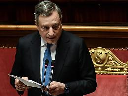 Draghi al Senato: «Italia continuerà a sostenere Kiev, è mandato del Parlamento»