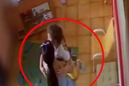 Elena Del Pozzo, la mamma: «Non volevo guardarla, l'ho uccisa girata»