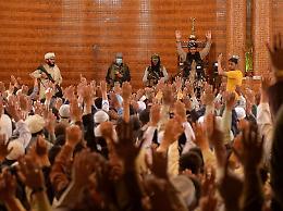 Afghanistan, fatwa dei Talebani: stop classi miste in università Herat