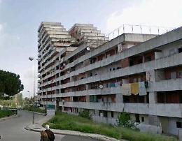 Le Monde oltre i cliché, a Scampia più arte che camorra