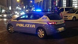 Via Duomo, tenta di introdursi in un negozio attraverso le fogne: arrestato