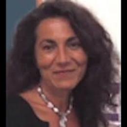 Prof uccisa dal compagno, la Federico II le dedica una panchina