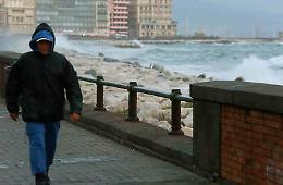 Temporali e mareggiate in Campania, è allerta arancione 