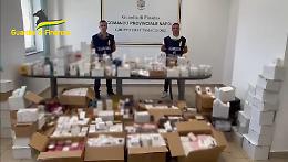 Profumi falsi, sequestrati 28mila prodotti: 6 denunciati
