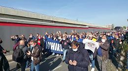 Whirlpool Napoli: «Pagheremo stipendi dicembre, poi cig»