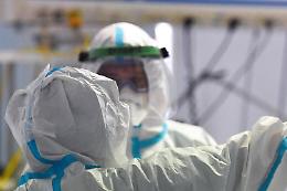 Tragedia familiare: mamma, papà e figlia uccisi dal Covid in quattro giorni. Non erano vaccinati