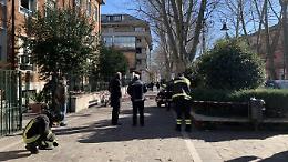 Ordigno esplode davanti alla scuola, denunciato studente