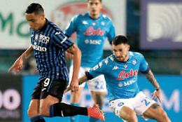 Napoli-Atalanta, altro ko. Tutti in silenzio stampa. Osimhen va in ospedale
