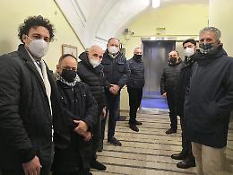A Napoli riaperto l'ascensore di Chiaia