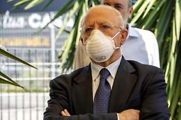 De Luca: «Rischio di zona rossa»