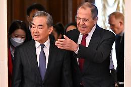 Ucraina, Cina: "Basta notizie infondate su nostre armi a Russia"