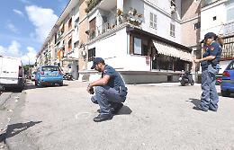 Camorra, clan Grimaldi sotto attacco: stesa nel fortino di Soccavo