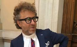 Si spacciava per la sorella del presidente dell'Anac, ai domiciliari l'avvocato Cantone