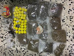 Pianura, sorpreso con oltre 20 chili di droga