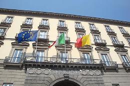 Comune di Napoli avvia azione legale contro Feltri