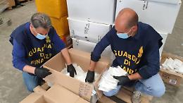 Sequestrate 18mila visiere e mascherine