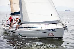 Napoli, uscita in barca a vela per pazienti ematologici