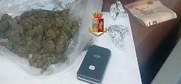 Coltiva e spaccia marijuana, un arresto