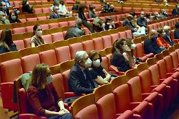 Green pass, regioni a governo: «Capienza spettacoli 80% a ottobre»