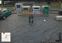 Google Maps, parcheggiatore abusivo appare su Street View. Borrelli: «Intervenga il ministro»
