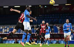 Doppietta di Ibrahimovic e gol di Hauge, al Napoli non basta Mertens: il Milan espugna il San Paolo 