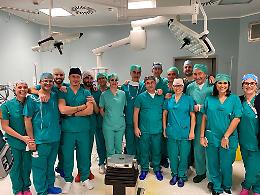 All'Ospedale Mare prima operazione al cervello da sveglio