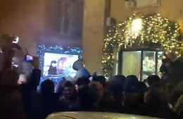 Protesta studenti a Roma, scontri con la polizia davanti Montecitorio