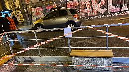 Napoli, sequestrate pedane abusive a Mezzocannone