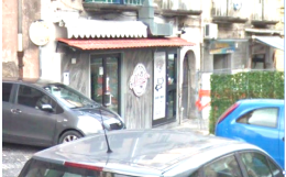 Raid contro “Pub & Grill” tra la folla in pieno giorno