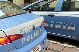Roma, prende in braccio bimba e tenta di rapirla in pieno centro