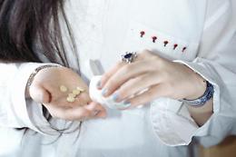 Covid, la carenza di vitamina D espone a rischi pi&ugrave; gravi