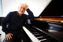Laurea honoris causa al maestro Michele Campanella
