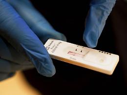 Pandemia, in Italia 70.520 nuovi casi e 143 morti