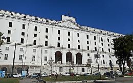 Napoli, all'Albergo dei poveri vaccini per i senza fissa dimora