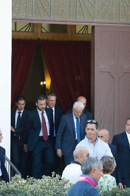 Ultimo giorno a Napoli per Mattarella. Messa alla parrocchia di via Manzoni