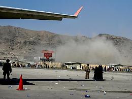 Afghanistan, Talebani agli Usa: «Ritiro il 31 agosto o reagiremo»