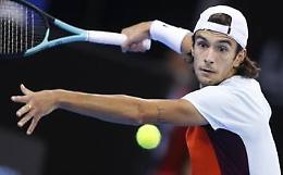 Atp Napoli, Musetti batte Berrettini e vince il titolo