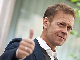 Sesso con due donne nel bagno, Rocco Siffredi allontanato dal locale