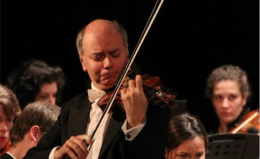 Il Premio Paganini 1997 , Giovanni Angelieri, alla Cappella Palatina di Aversa e alla Reggia di Caserta