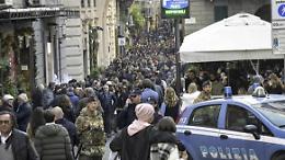 Oggi stop alla vendita di bevande in vetro