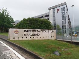 Fisciano, si lancia dal parcheggio multipiano del campus e muore