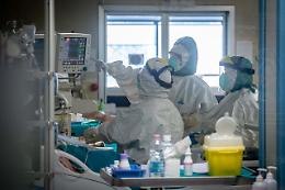 Coronavirus in Campania, calano i contagi ma ancora troppi morti
