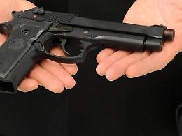 Furto di pistole al Comune di Frattaminore, arrestata guardia giurata