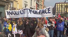 Napoli in marcia per chiedere la pace